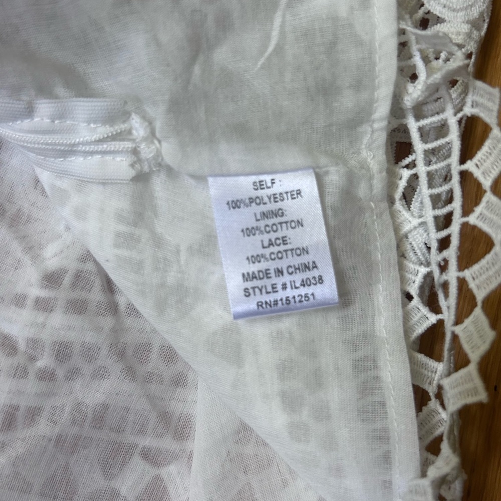 In Bloom White Lace Blouse - Picture 4 of 4
